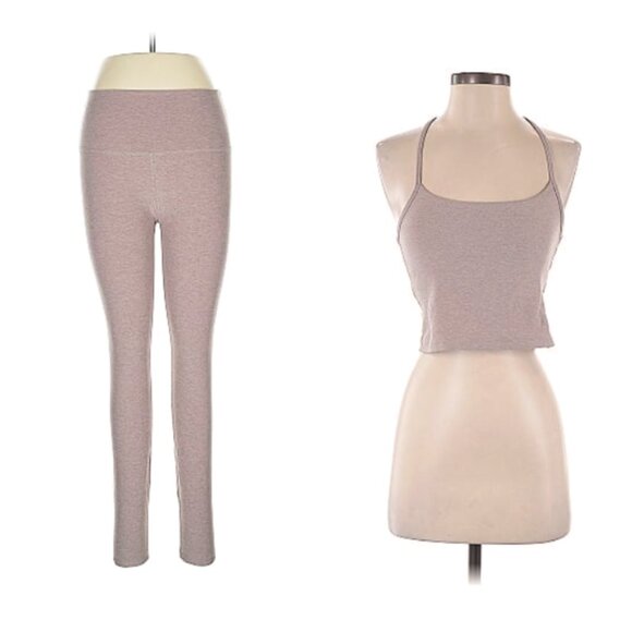 Beyond Yoga Set , Size Medium - Picture 1 of 1